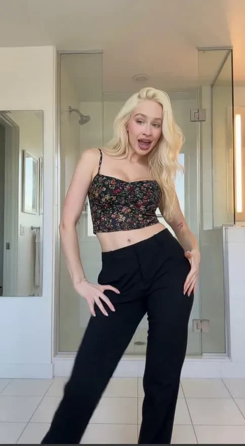 TikTok Dance 7